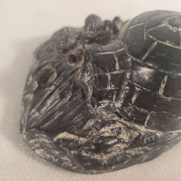 A Wolf Original Canada Igloo Eskimo Inuit Carved Soapstone Handmade Sculpture - Picture 9 of 12